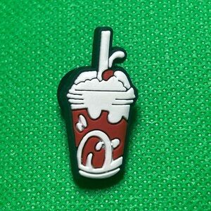 🌼 (5/$10 or 10/$15) NEW “Chick-fil-a LOVER” Croc Charm Collection